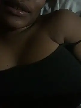 shybunnyvibe online show from February 4, 8:25 pm