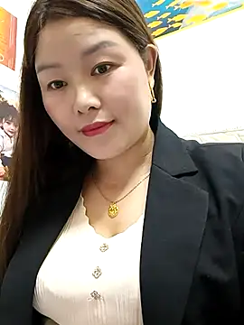 Snapshot of Jennie_dogy chatting on March 18, 1:42 am Jennie dogy online show from March 18, 1:42 am