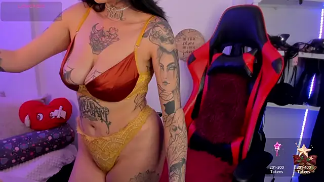 Lexyy evanss1 online show from May 4, 11:01 pm