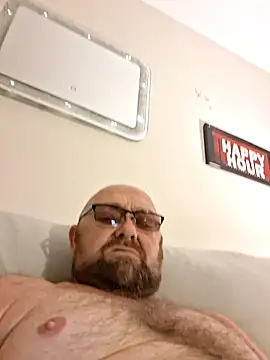 Snapshot of ldhurstII chatting on April 6, 5:41 am ldhurstII online show from April 6, 5:41 am