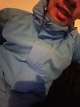 Bigdickpapiisa online show from June 14, 8:22 pm