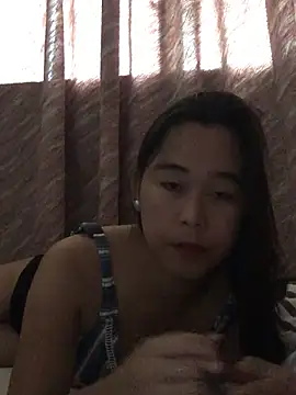 Lovelykimm online show from February 10, 2:04 am