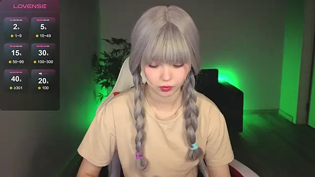 PONKY PINKY online show from June 15, 2:47 am