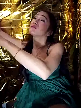 Snapshot of GeorginaLove09 chatting on March 23, 1:37 pm GeorginaLove09 online show from March 23, 1:37 pm