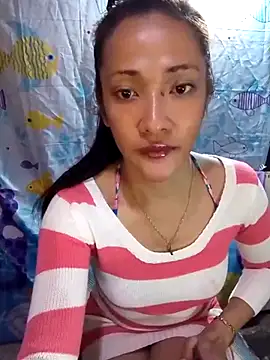 Snapshot of GeorginaLove09 chatting on April 12, 1:49 pm GeorginaLove09 online show from April 12, 1:49 pm