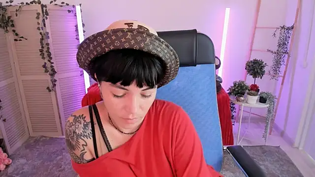 NeoGeisha online show from August 4, 4:04 am