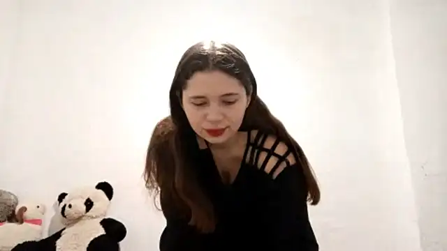 DessieGeniesse online show from February 10, 5:17 pm