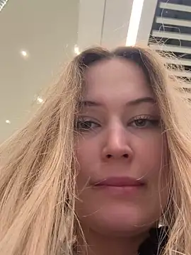 blonde exe online show from February 13, 3:41 pm