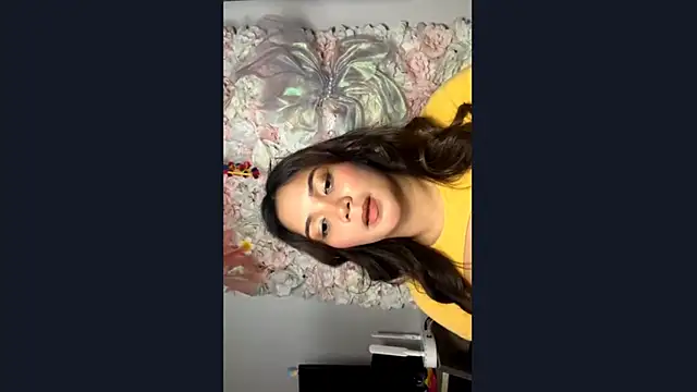 JodeeGaer online show from February 10, 7:01 am