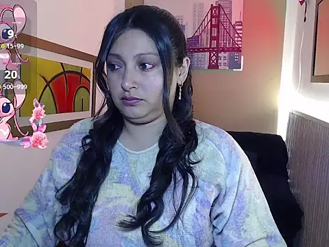 Yennzi lorr online show from February 10, 1:04 pm