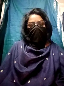 Anushka096 online show from February 10, 8:51 am