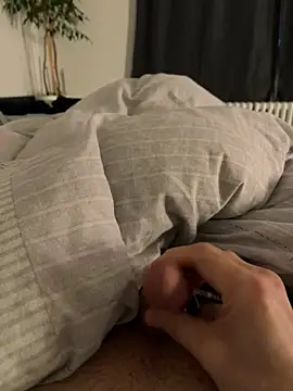 Snapshot of ManuelCervantes1972 chatting on March 12, 5:35 am ManuelCervantes1972 online show from March 12, 5:35 am