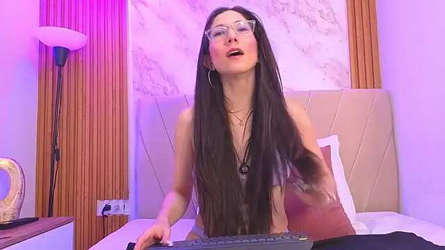 vane coral online show from May 20, 11:05 am