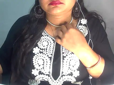 Saniya K2 online show from March 4, 6:03 pm