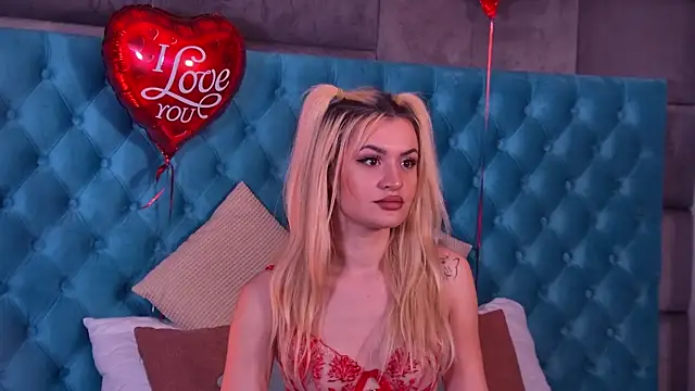 NayaBliss online show from February 13, 3:08 pm