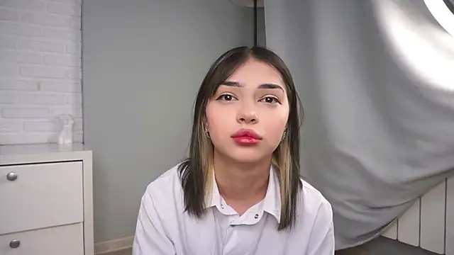 IngaKorgy online show from February 4, 5:30 pm