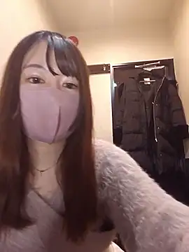 Snapshot of 5SAAa chatting on March 12, 6:30 am 5SAAa online show from March 12, 6:30 am