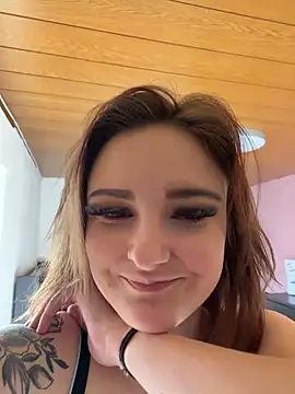 Snapshot of ViviLuu chatting on March 10, 1:05 pm ViviLuu online show from March 10, 1:05 pm