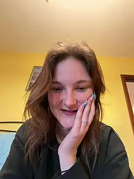 Snapshot of ViviLuu chatting on April 8, 5:24 pm ViviLuu online show from April 8, 5:24 pm