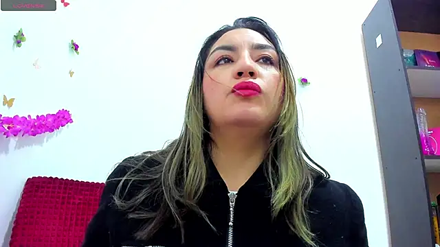 Snapshot of lexyy24 chatting on March 4, 9:48 am lexyy24 online show from March 4, 9:48 am