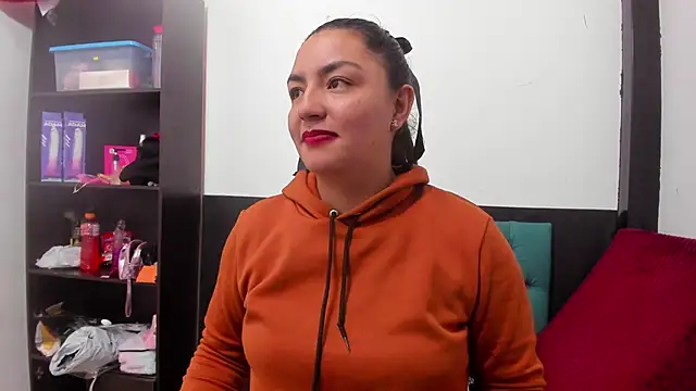 Snapshot of lexyy24 chatting on March 25, 2:17 am lexyy24 online show from March 25, 2:17 am