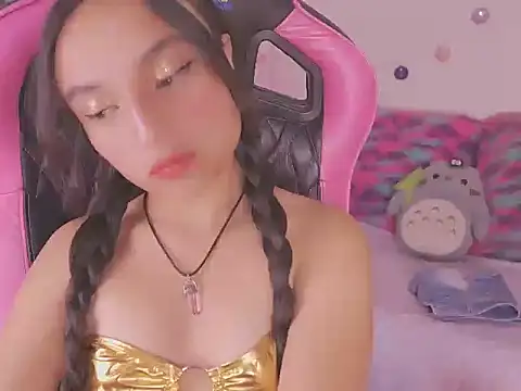  emily jonexs online show from July 17, 10:14 pm