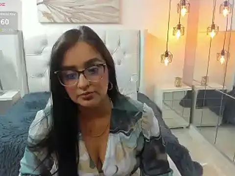 nahomy 7 online show from February 10, 1:59 pm