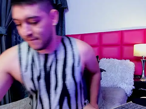 Snapshot of NicoHoffman chatting on March 23, 2:48 am NicoHoffman online show from March 23, 2:48 am