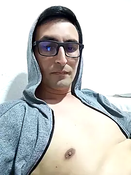 aaron latin69 online show from February 8, 8:45 pm