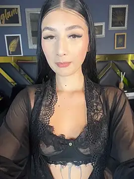 Snapshot of BadLilAngelXXX chatting on April 9, 1:05 pm BadLilAngelXXX online show from April 9, 1:05 pm