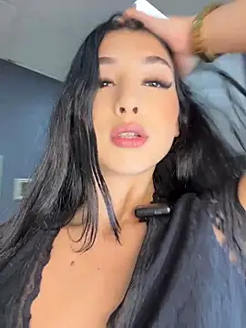 Snapshot of BadLilAngelXXX chatting on April 10, 1:16 pm BadLilAngelXXX online show from April 10, 1:16 pm