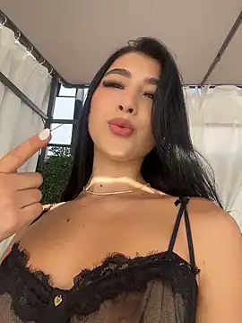 Snapshot of BadLilAngelXXX chatting on April 20, 1:03 pm BadLilAngelXXX online show from April 20, 1:03 pm