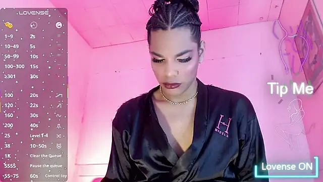 Snapshot of Zonce_shimer chatting on March 17, 7:39 pm Zonce shimer online show from March 17, 7:39 pm