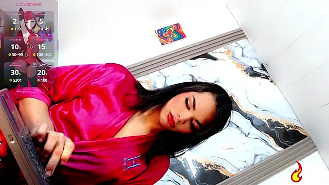 Snapshot of Zonce_shimer chatting on April 11, 7:29 pm Zonce shimer online show from April 11, 7:29 pm