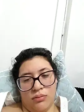 Dahlia-Rose online show from March 28, 6:13 am