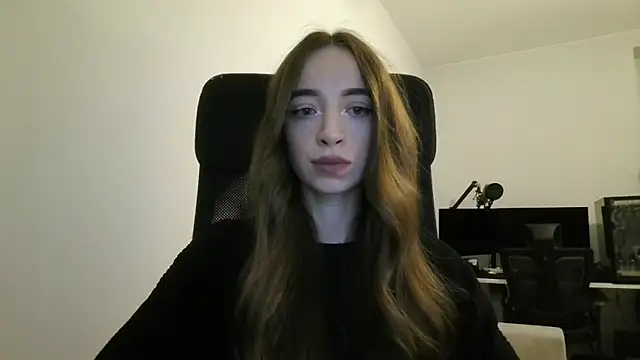 lumiangelx online show from February 12, 6:41 am