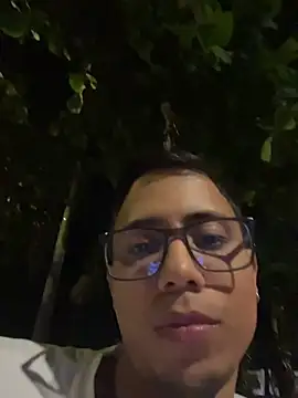 Snapshot of Gael_Velaryx chatting on May 8, 2:50 am Gael Velaryx online show from May 8, 2:50 am
