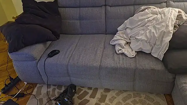 WildundJung online show from December 21, 1:35 am