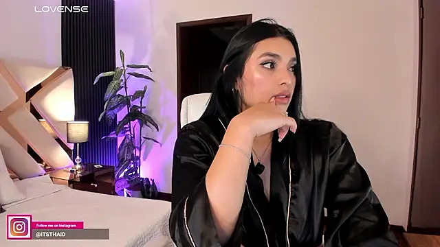 missthailand  online show from March 10, 10:04 pm