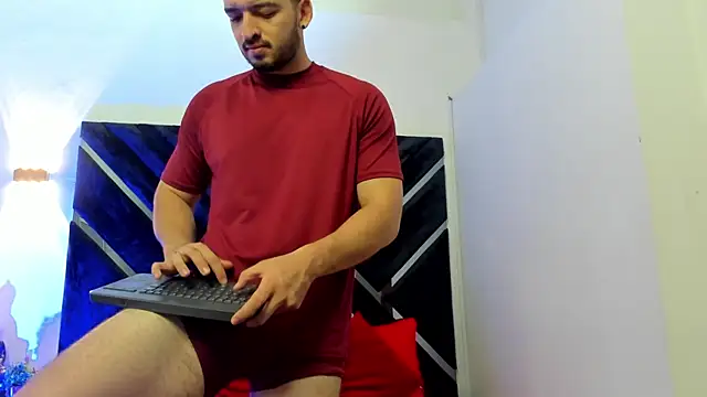 Logan Wolf-js online show from July 21, 8:33 pm