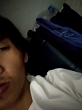 TikboyPogi online show from February 8, 1:20 am