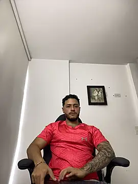 Snapshot of MattiaDupont chatting on March 16, 10:14 pm MattiaDupont online show from March 16, 10:14 pm