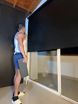 Snapshot of Erick_Dowell chatting on February 26, 10:47 am Erick Dowell online show from February 26, 10:47 am