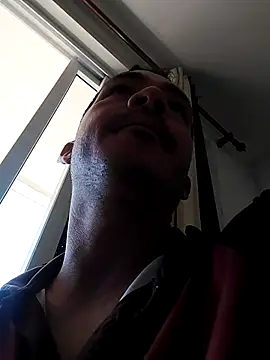 Snapshot of Santiago_vnz chatting on February 15, 4:25 pm Santiago vnz online show from February 15, 4:25 pm