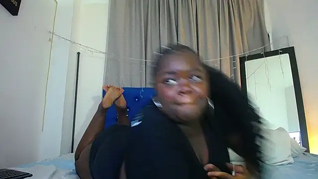neighbor-ebony online show from July 29, 3:15 am