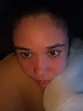 kissandcurrency online show from February 10, 6:50 am