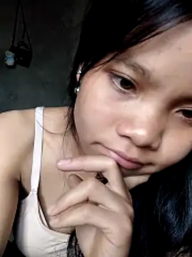 Snapshot of camtu00 chatting on March 3, 1:56 am camtu00 online show from March 3, 1:56 am