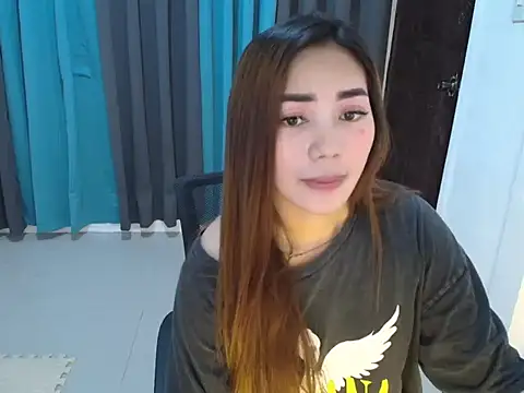 babydenxx69 online show from March 17, 5:22 am