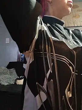Sammi1995 online show from June 17, 6:05 am