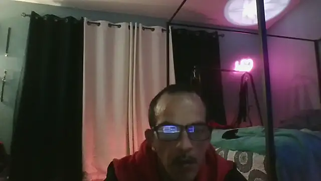 bellaskeykeeper online show from February 9, 9:02 am